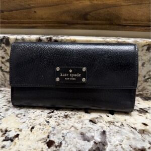 Kate Spade New York  Bifold Leather Wallet - Black